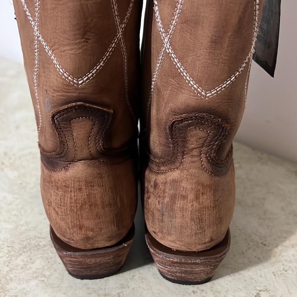 New Ferrini Madison Tooled Western Snip Toe Boots - Picture 9 of 10